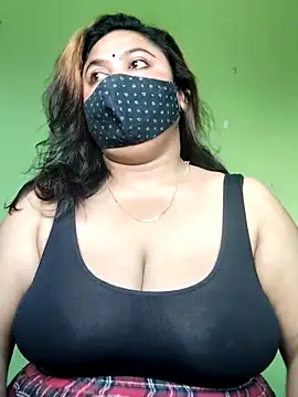 Snapshot of rani130 chatting on 11-26-25, 01:28 rani130 online show from 11-26-25, 01:28