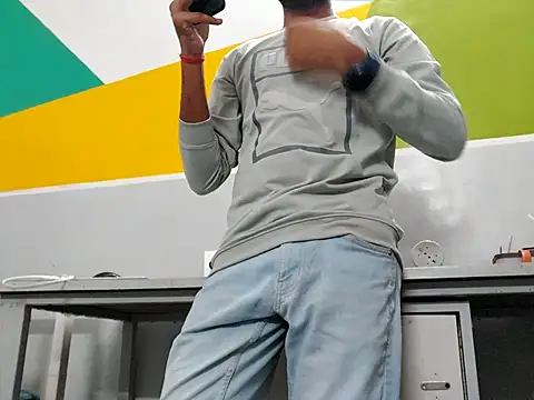 Snapshot of Lustyluckyy chatting on 02-26-25, 02:14 Lustyluckyy online show from 02-26-25, 02:14