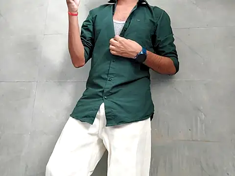 Snapshot of Lustyluckyy chatting on 10-12-25, 07:07 Lustyluckyy online show from 10-12-25, 07:07