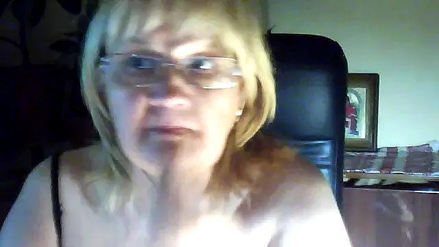 Violet5364 online show from 11-13-25, 08:19