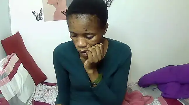 Snapshot of Queen_Pxoxo chatting on 03-05-25, 08:00 Queen Pxoxo online show from 03-05-25, 08:00