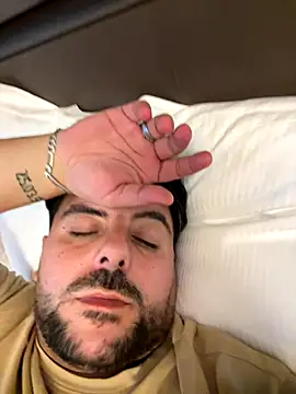 Sex-10-10 online show from 10-31-25, 02:51