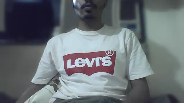 Snapshot of Harsh424242 chatting on 09-13-25, 12:38 Harsh424242 online show from 09-13-25, 12:38