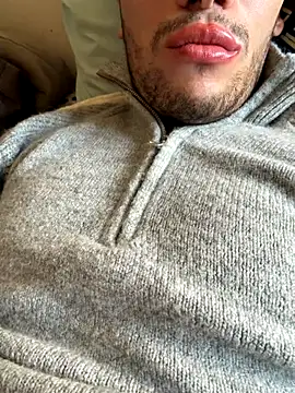 yaxxx03 online show from 12-14-25, 12:10