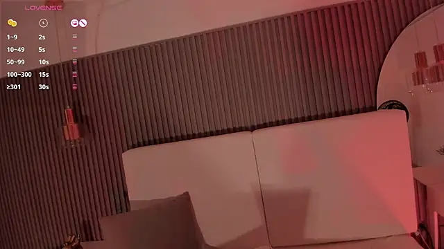 Snapshot of Giselle_royy chatting on 10-29-25, 08:32 Giselle royy online show from 10-29-25, 08:32