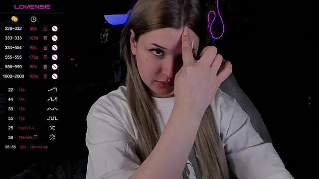 Snapshot of Hazbin_Hotel chatting on 02-19-25, 12:55 Hazbin Hotel online show from 02-19-25, 12:55