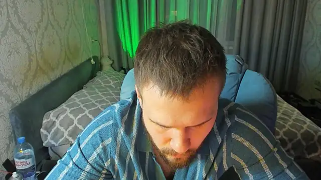 Vladik b online show from 04-09-26, 06:13