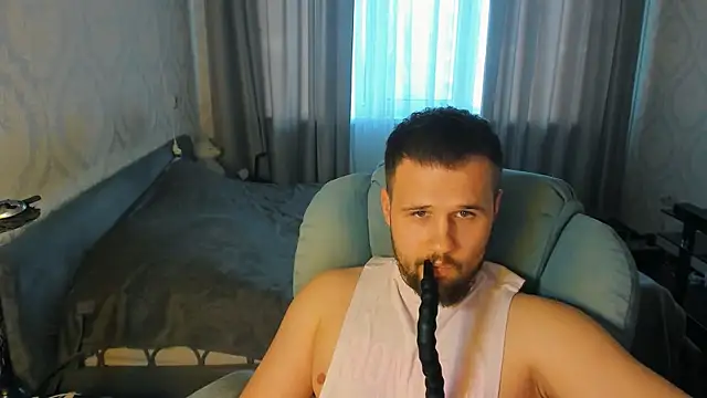 Snapshot of Vladik_b chatting on 06-16-26, 05:15 Vladik b online show from 06-16-26, 05:15