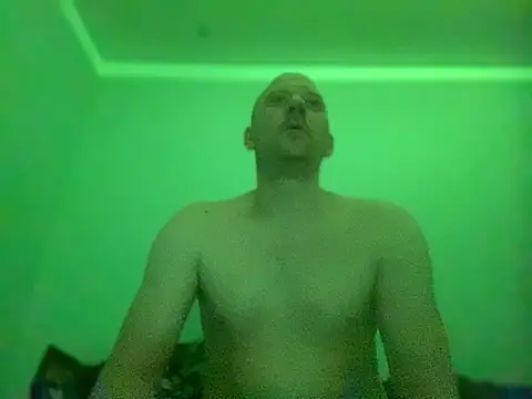 Snapshot of Krzysiekg123 chatting on 02-23-25, 07:28 Krzysiekg123 online show from 02-23-25, 07:28