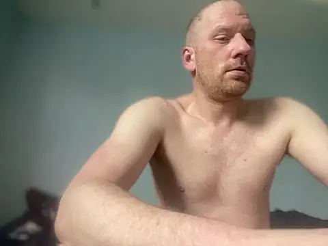 Snapshot of Krzysiekg123 chatting on 02-27-25, 08:06 Krzysiekg123 online show from 02-27-25, 08:06