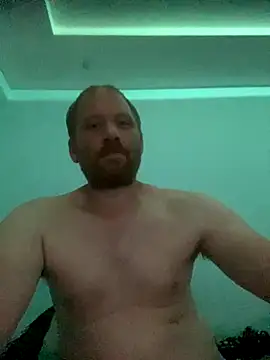 Snapshot of Krzysiekg123 chatting on 09-20-25, 08:32 Krzysiekg123 online show from 09-20-25, 08:32