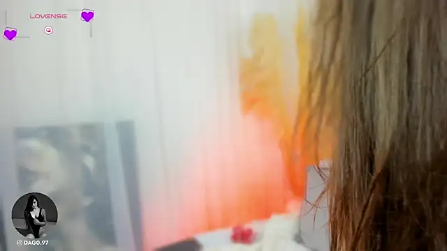 NicoleVegaa  online show from 03-09-25, 04:27