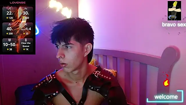 Snapshot of Estiv18_ chatting on 02-20-25, 01:25 Estiv18  online show from 02-20-25, 01:25