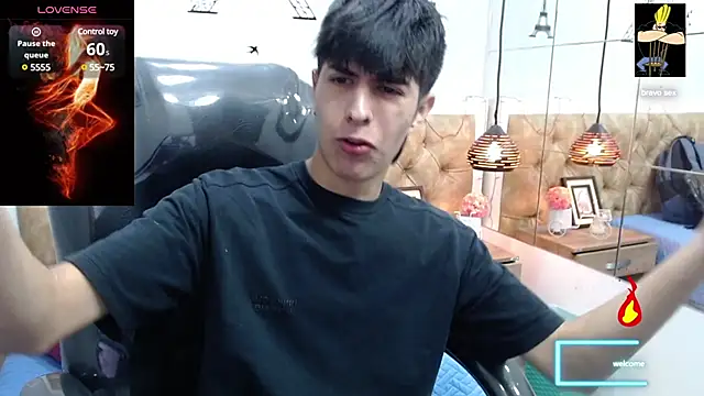 Snapshot of Estiv18_ chatting on 03-04-25, 02:49 Estiv18  online show from 03-04-25, 02:49