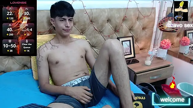 Snapshot of Estiv18_ chatting on 03-06-25, 07:25 Estiv18  online show from 03-06-25, 07:25