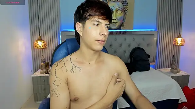 Estiv18  online show from 03-11-26, 02:17