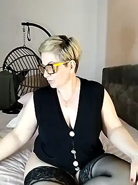 Snapshot of Pumabionda chatting on 03-20-25, 09:35 Pumabionda online show from 03-20-25, 09:35