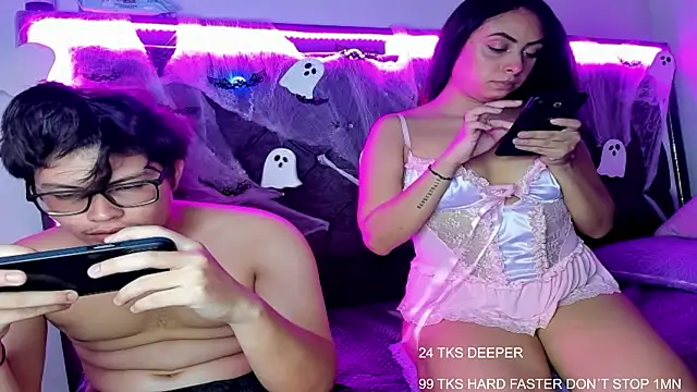 Snapshot of EmilyPacho_ chatting on 10-14-25, 08:42 EmilyPacho  online show from 10-14-25, 08:42