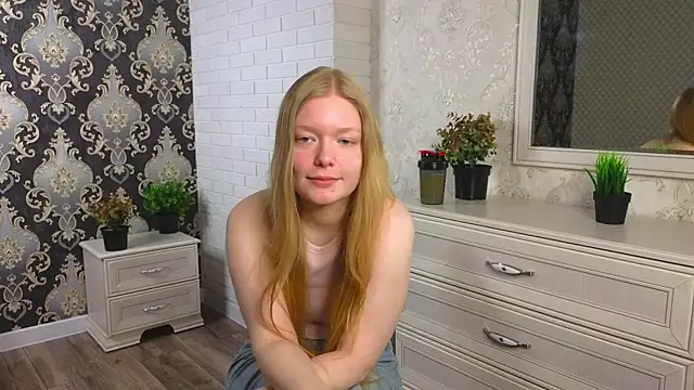 Snapshot of TheaGrayer chatting on 02-17-25, 05:04 TheaGrayer online show from 02-17-25, 05:04