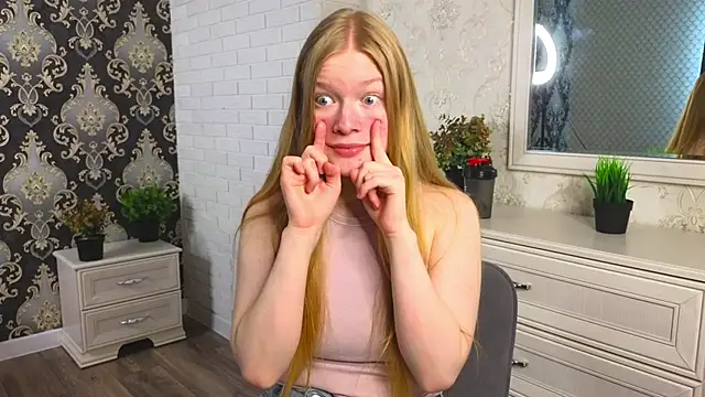 Snapshot of TheaGrayer chatting on 02-17-25, 08:09 TheaGrayer online show from 02-17-25, 08:09