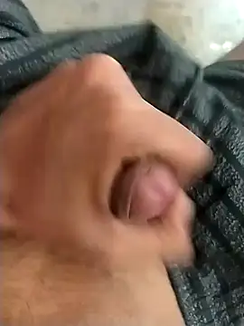 Snapshot of dreamboy3345 chatting on 11-16-25, 04:51 dreamboy3345 online show from 11-16-25, 04:51