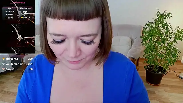 Snapshot of LizaMilfa chatting on 02-27-25, 10:04 LizaMilfa online show from 02-27-25, 10:04