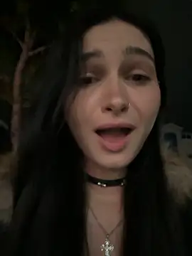 Snapshot of lunalovelee chatting on 10-09-25, 03:43 lunalovelee online show from 10-09-25, 03:43