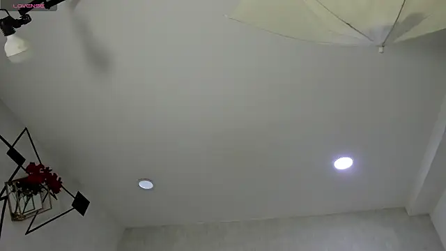 Snapshot of EmiliaRose_ chatting on 09-25-25, 08:45 EmiliaRose online show from 09-25-25, 08:45