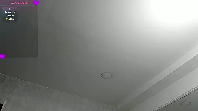 Snapshot of EmiliaRose_ chatting on 12-19-25, 08:49 EmiliaRose online show from 12-19-25, 08:49