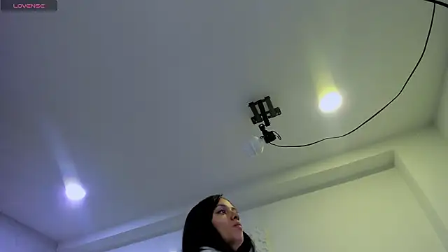 EmiliaRose  online show from 02-11-26, 08:58