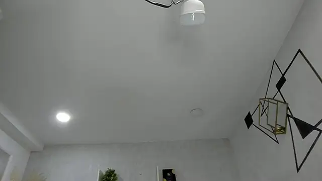 EmiliaRose  online show from 04-06-26, 08:43