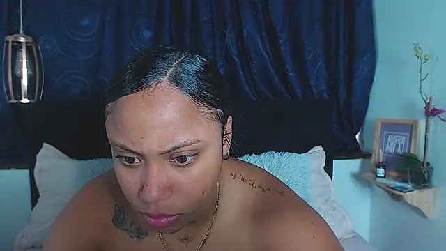 Snapshot of rebeka_kenye chatting on 02-18-25, 05:42 rebeka kenye online show from 02-18-25, 05:42