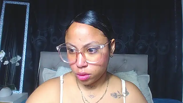 Snapshot of rebeka_kenye chatting on 03-04-25, 03:15 rebeka kenye online show from 03-04-25, 03:15