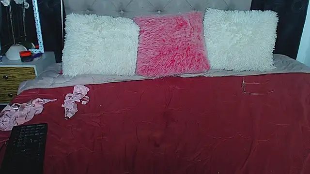 Snapshot of rebeka_kenye chatting on 03-23-25, 12:26 rebeka kenye online show from 03-23-25, 12:26