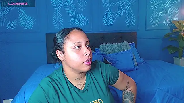 Snapshot of rebeka_kenye chatting on 11-29-25, 09:51 rebeka kenye online show from 11-29-25, 09:51