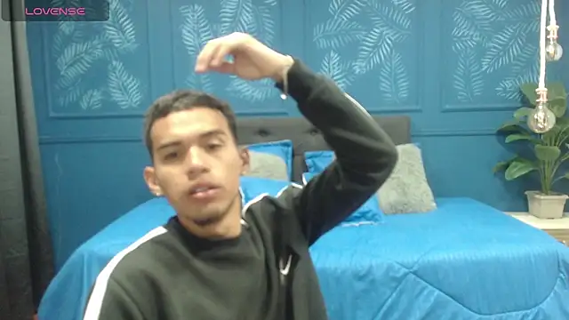 Snapshot of rebeka_kenye chatting on 12-05-25, 07:43 rebeka kenye online show from 12-05-25, 07:43