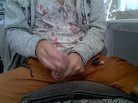 createur34 online show from 09-23-25, 11:57