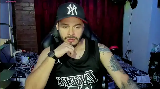 Snapshot of ragnar_lothbrok777 chatting on 02-18-25, 01:32 ragnar lothbrok777 online show from 02-18-25, 01:32