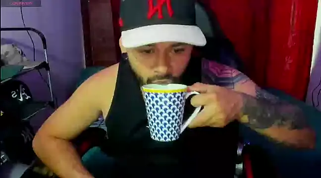 Snapshot of ragnar_lothbrok777 chatting on 03-06-25, 09:42 ragnar lothbrok777 online show from 03-06-25, 09:42