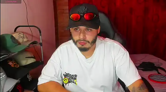 Snapshot of ragnar_lothbrok777 chatting on 03-17-25, 05:34 ragnar lothbrok777 online show from 03-17-25, 05:34