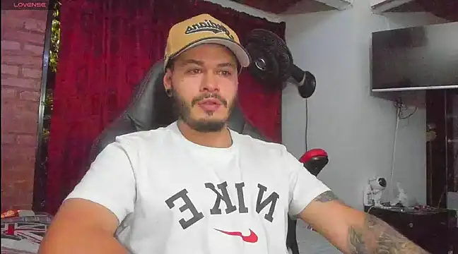 Snapshot of ragnar_lothbrok777 chatting on 03-21-25, 02:50 ragnar lothbrok777 online show from 03-21-25, 02:50