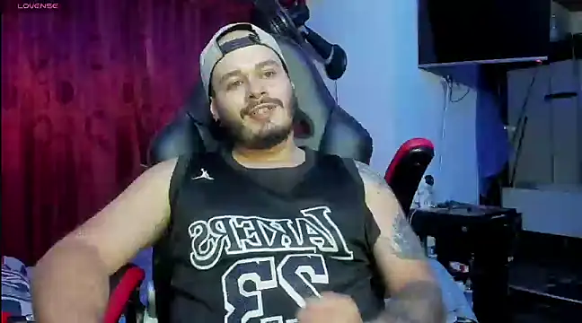 Snapshot of ragnar_lothbrok777 chatting on 03-23-25, 02:37 ragnar lothbrok777 online show from 03-23-25, 02:37