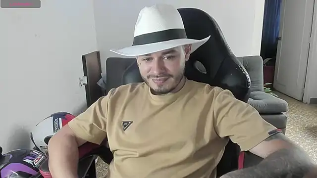 Snapshot of ragnar_lothbrok777 chatting on 09-11-25, 06:19 ragnar lothbrok777 online show from 09-11-25, 06:19