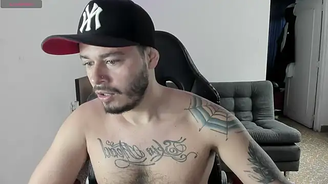 Snapshot of ragnar_lothbrok777 chatting on 09-19-25, 05:46 ragnar lothbrok777 online show from 09-19-25, 05:46