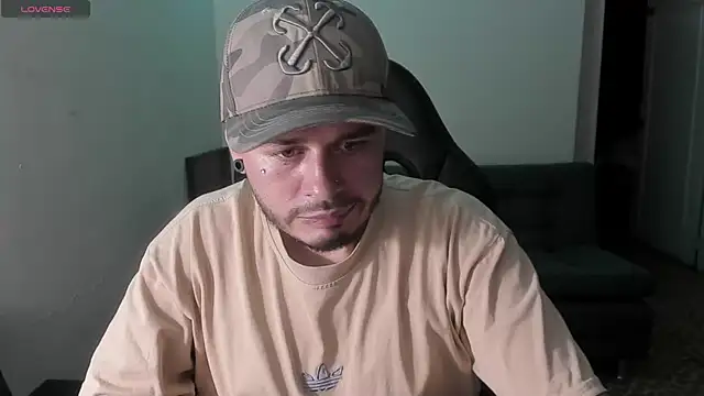 Snapshot of ragnar_lothbrok777 chatting on 09-23-25, 11:19 ragnar lothbrok777 online show from 09-23-25, 11:19