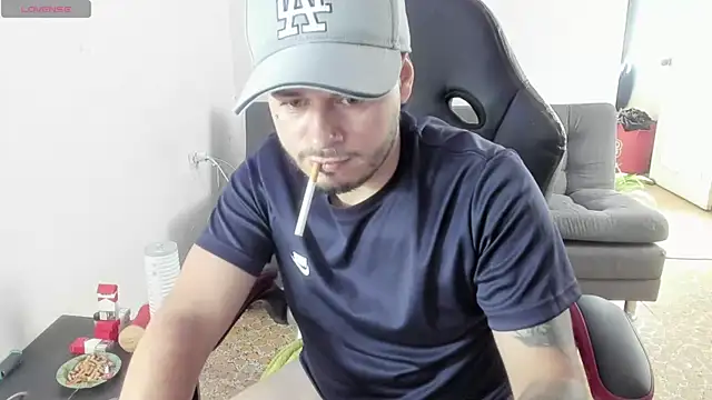 Snapshot of ragnar_lothbrok777 chatting on 10-03-25, 08:06 ragnar lothbrok777 online show from 10-03-25, 08:06