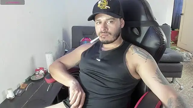 Snapshot of ragnar_lothbrok777 chatting on 10-18-25, 08:31 ragnar lothbrok777 online show from 10-18-25, 08:31