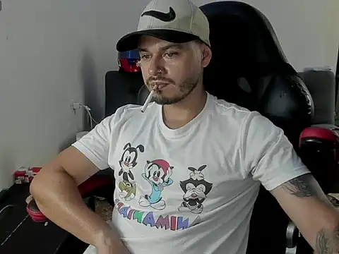 Snapshot of ragnar_lothbrok777 chatting on 10-24-25, 07:21 ragnar lothbrok777 online show from 10-24-25, 07:21