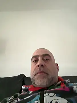 Snapshot of Bleueyez007 chatting on 02-12-25, 10:14 Bleueyez007 online show from 02-12-25, 10:14