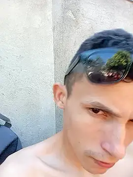 Isak Millan online show from 10-05-25, 08:51